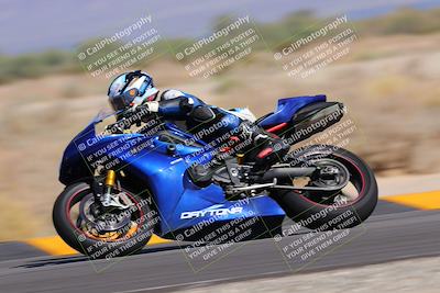 media/Oct-08-2022-SoCal Trackdays (Sat) [[1fc3beec89]]/Turn 16 (125pm)/